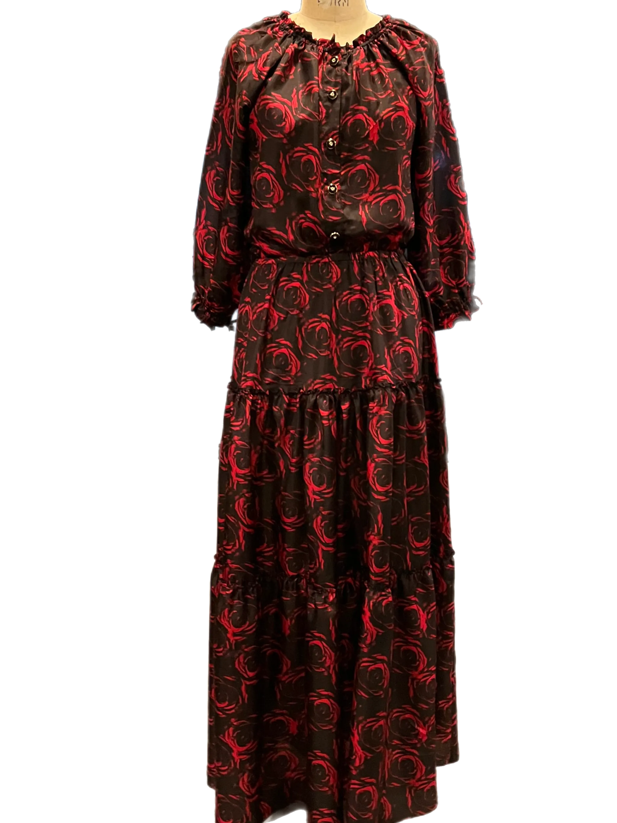 Printed Silk dress with 3/4 sleeves and tired skirt