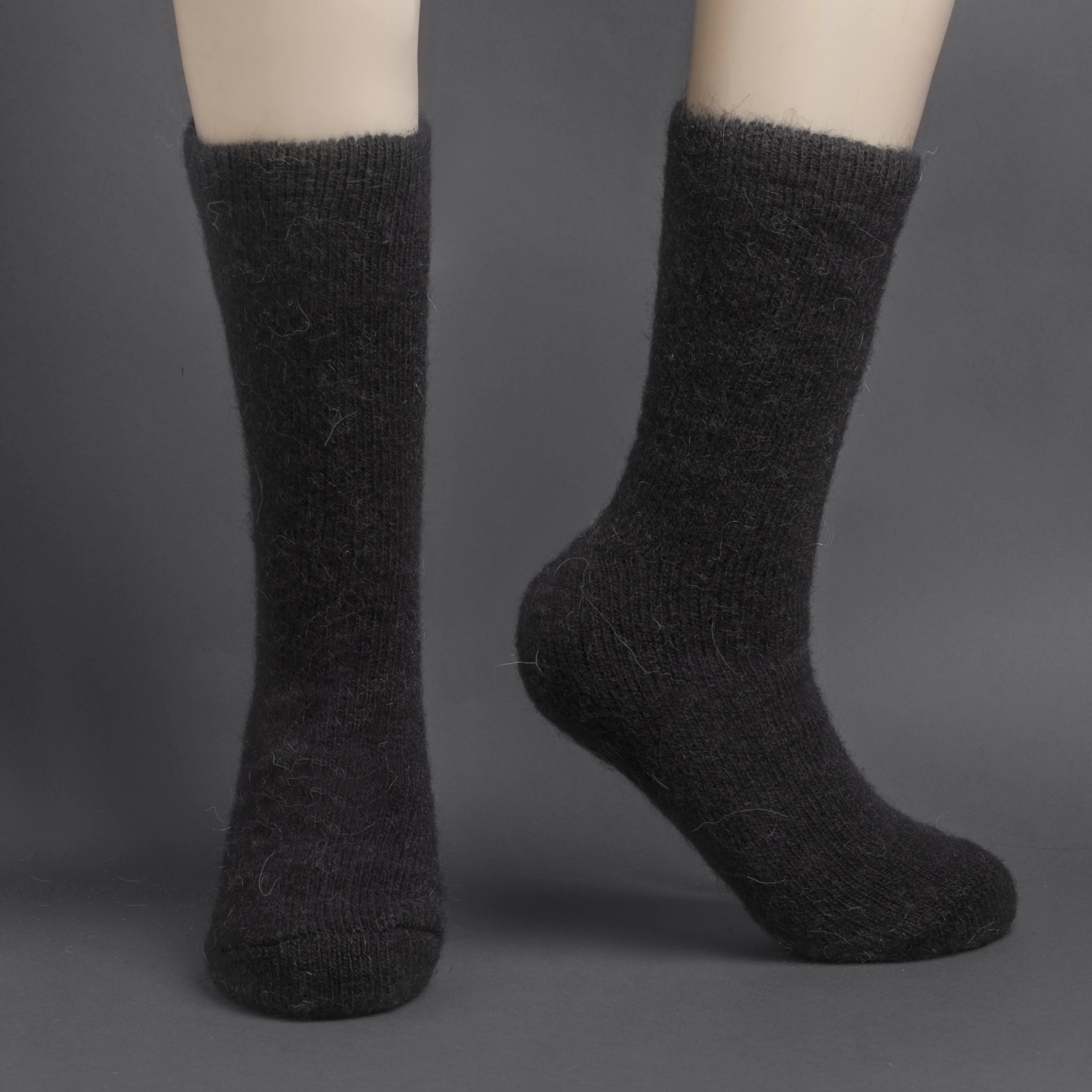 Unisex Simply Black Merino Wool Crew Socks